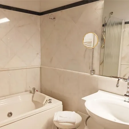 Blao Boutique Hotel *